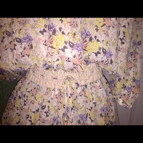 Like-new Victorias Secret floral chiffon Dress - Picture 4 of 6